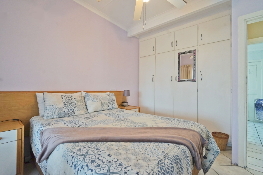 5 Bedroom Property for Sale in Winterstrand Eastern Cape
